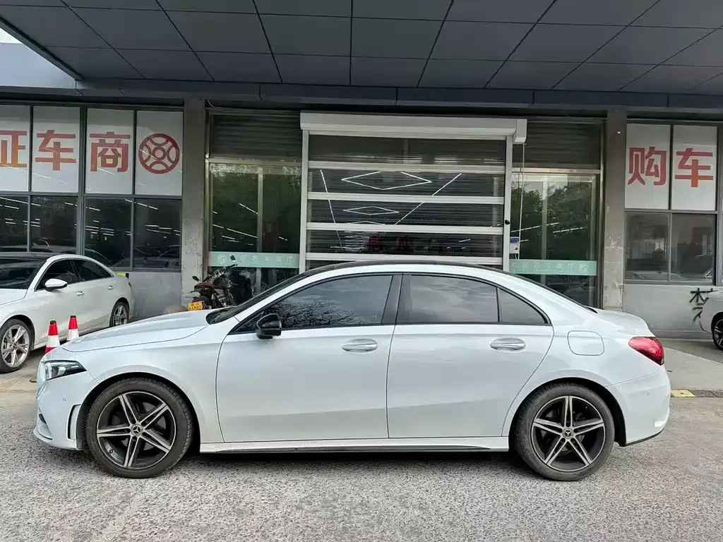 Mercedes-Benz A-Class — фото 4