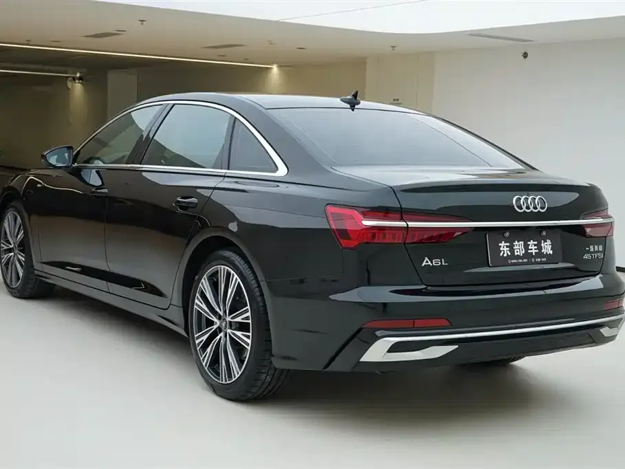 Audi A6L — фото 8