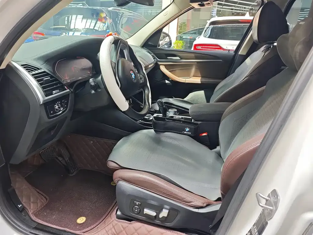 BMW X3 2021 из CN, фото 9