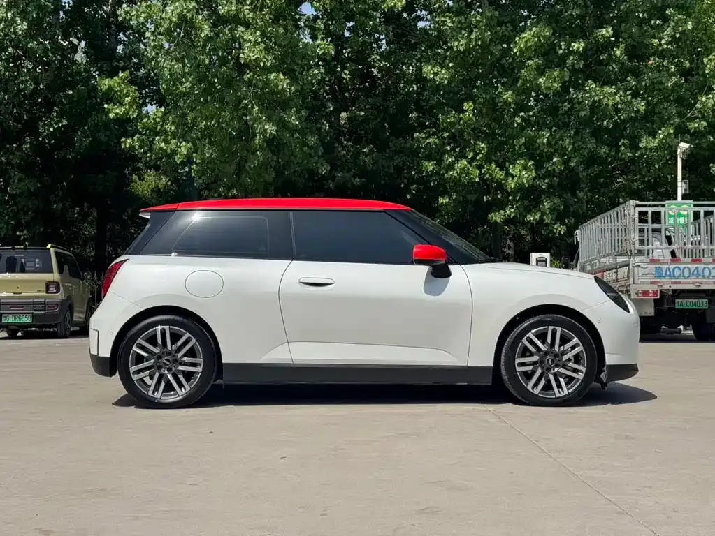 MINI Cooper EV 2024 из CN, фото 8