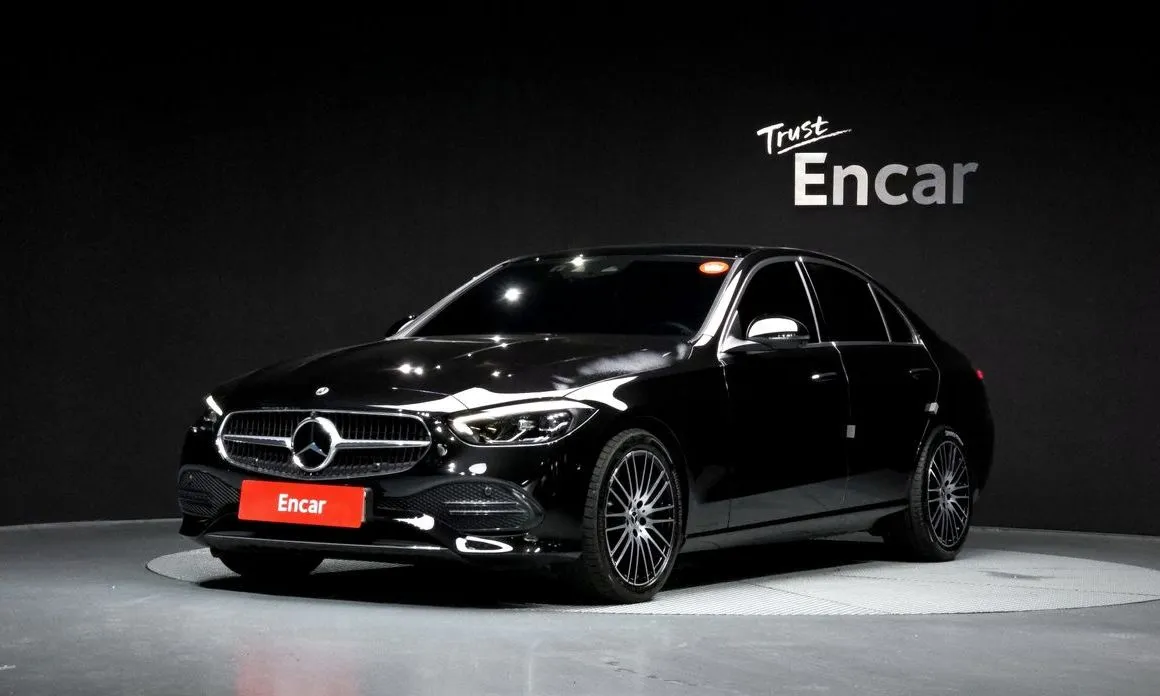 Mercedes-Benz C-Class — фото 1