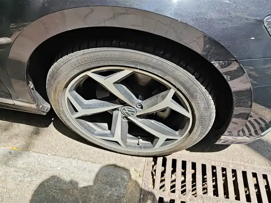 Volkswagen Magotan 2023 из CN, фото 5