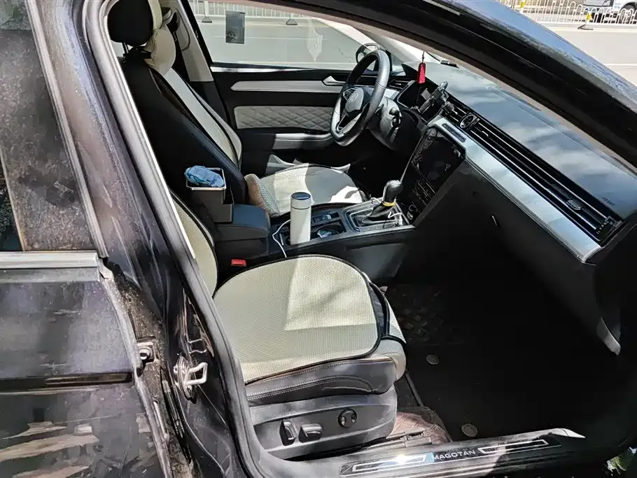 Volkswagen Magotan 2023 из CN, фото 4