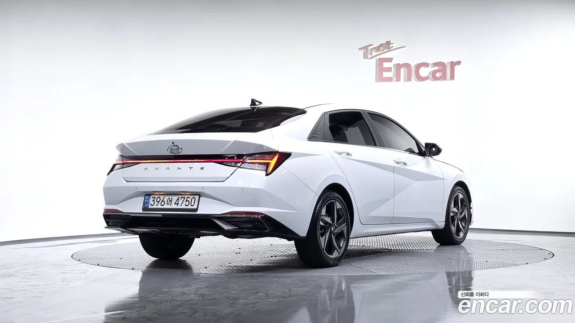 Hyundai AVANTE — фото 4
