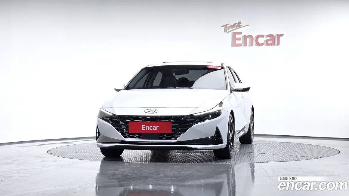 Hyundai AVANTE — фото 3