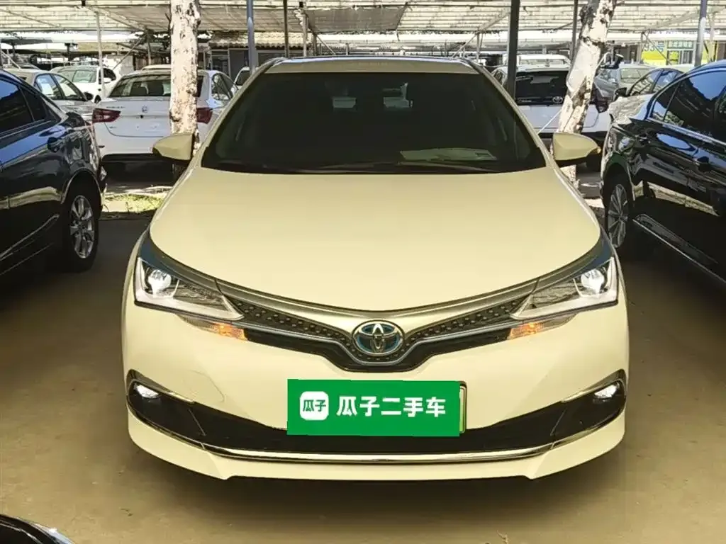 Toyota Corolla Hybrid 2021 из CN, фото 4