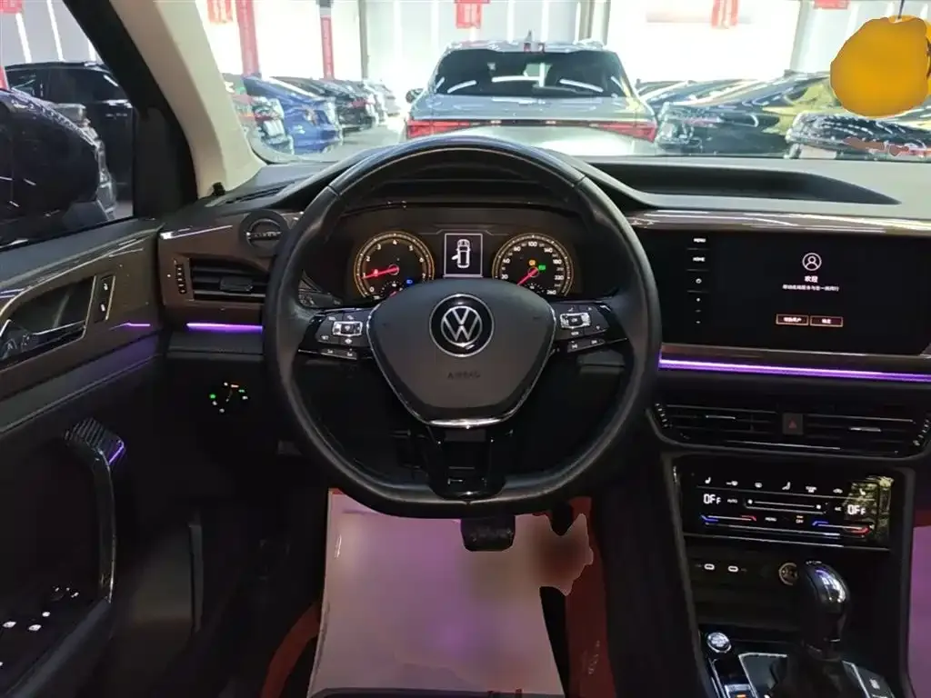 Volkswagen Tharu — фото 8