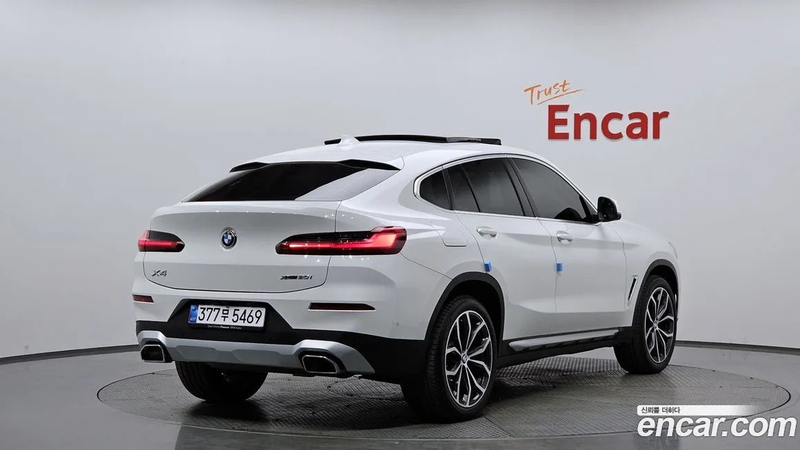 BMW X4 — фото 9