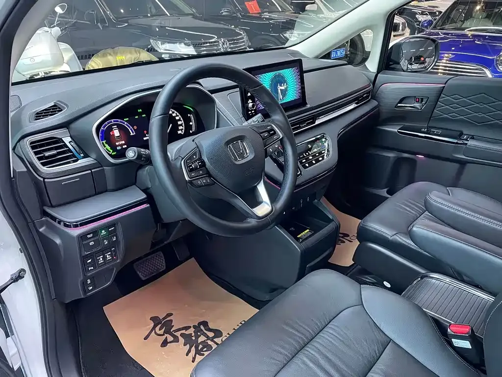 Honda Elysion 2022 из CN, фото 7