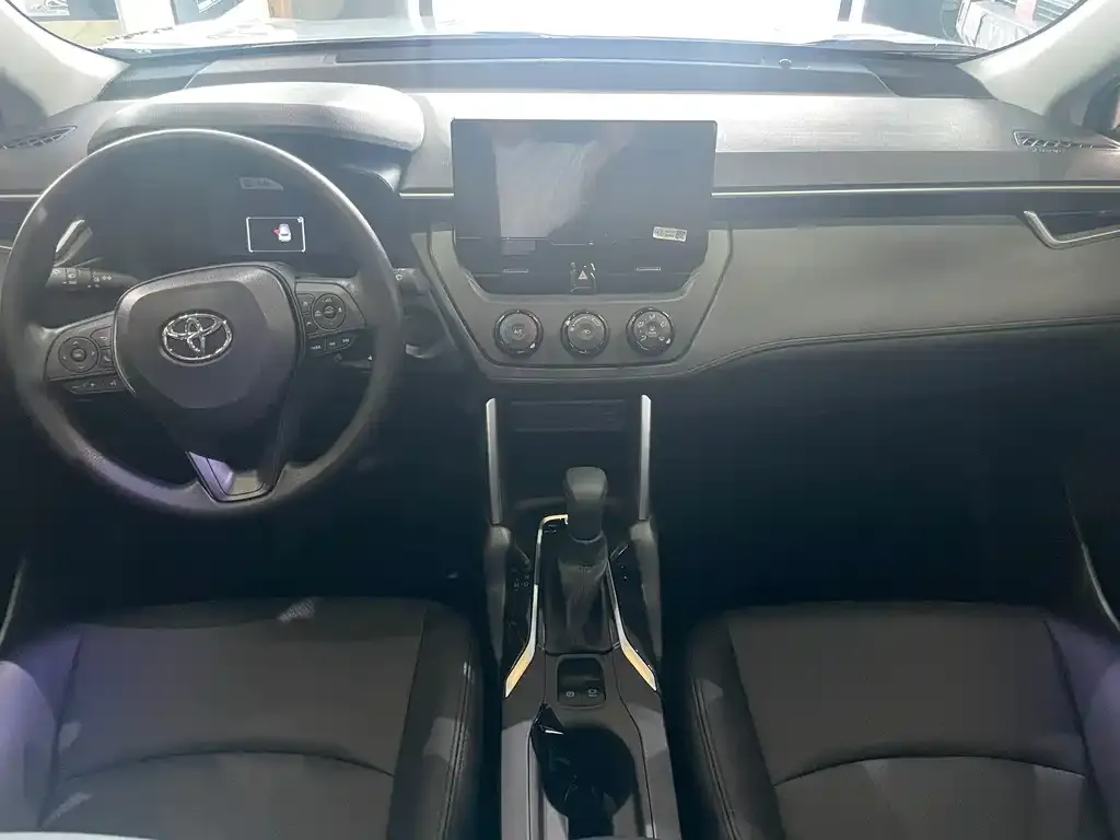 Toyota Corolla Cross 2025 из CN, фото 3