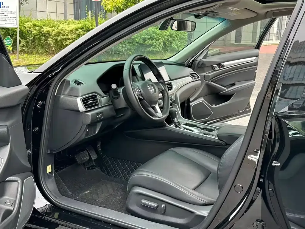 Honda Accord 2022 из CN, фото 4
