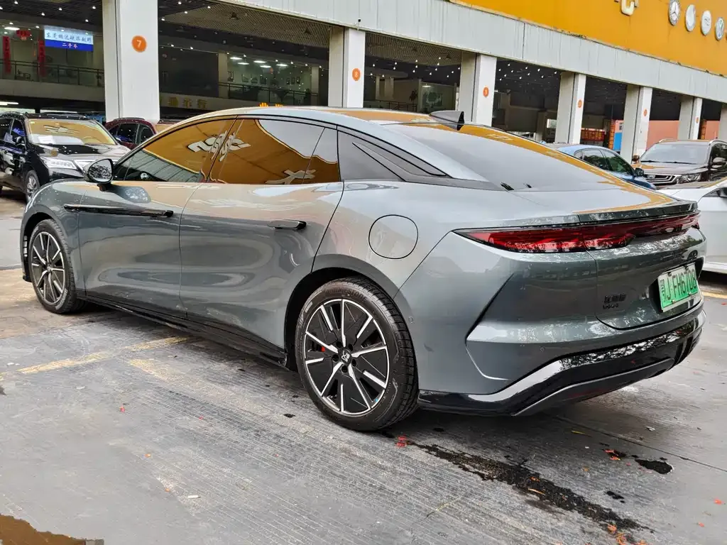 BYD Han L 2025 из CN, фото 2