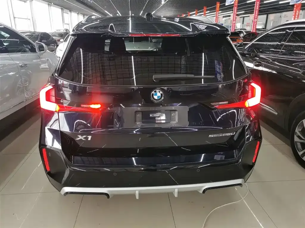 BMW X1 — фото 3