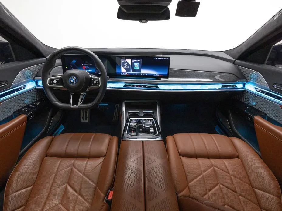 BMW i7 2023 из KR, фото 6
