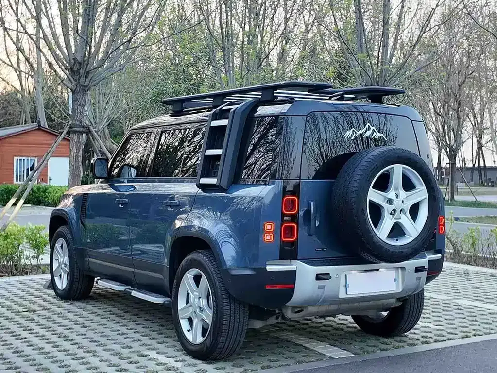 Land Rover Defender — фото 8