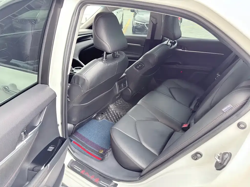 Toyota Camry 2024 из CN, фото 3