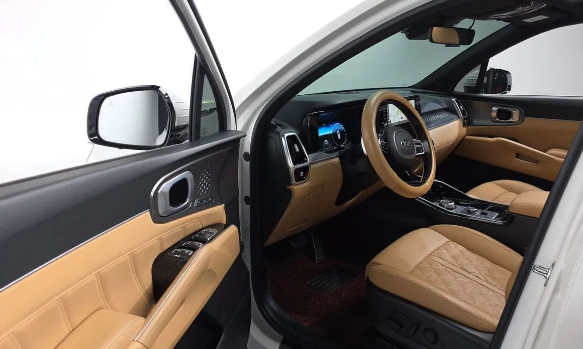 Kia Sorento — фото 4