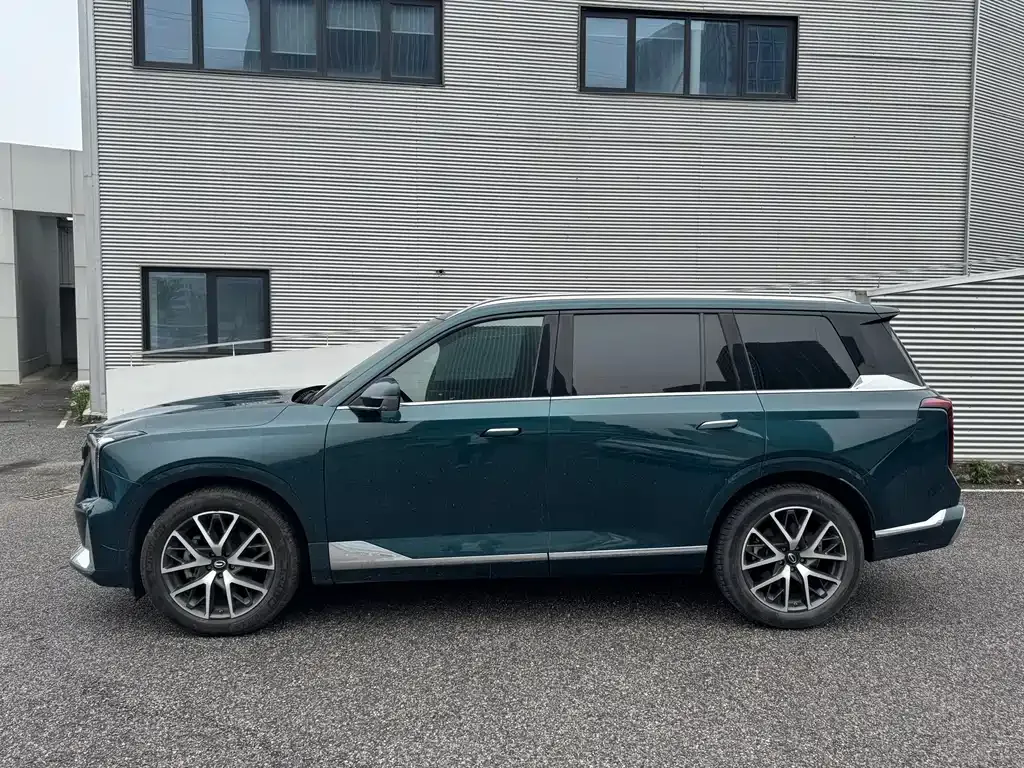 GAC Motor Trumpchi GS8 — фото 2