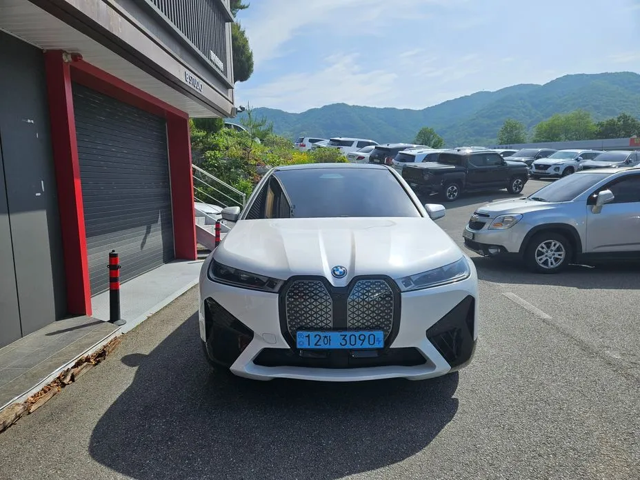 BMW iX 2023 из KR, фото 5