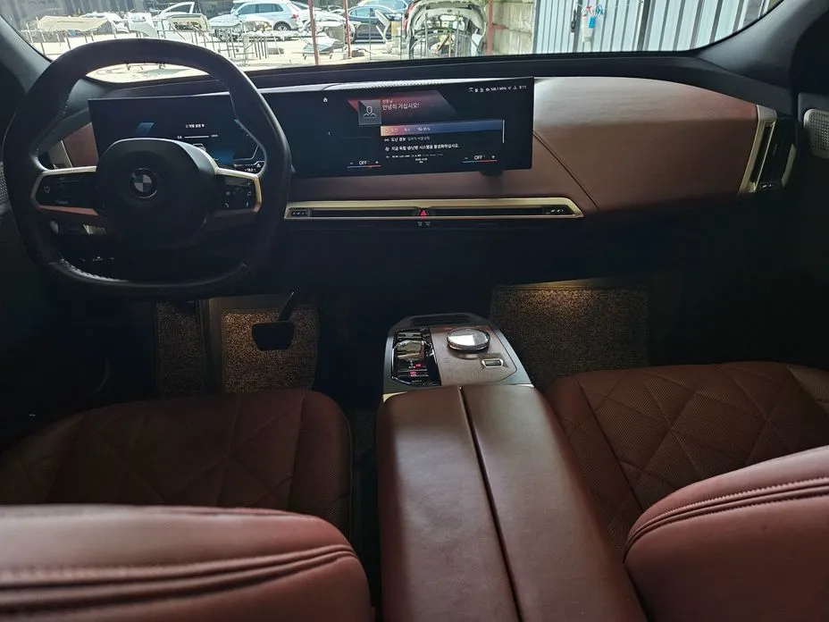 BMW iX 2023 из KR, фото 3