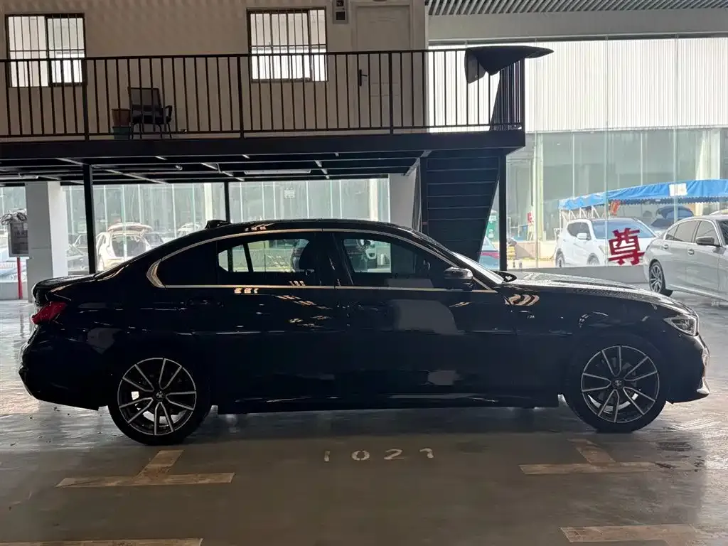 BMW 3 Series 2021 из CN, фото 4