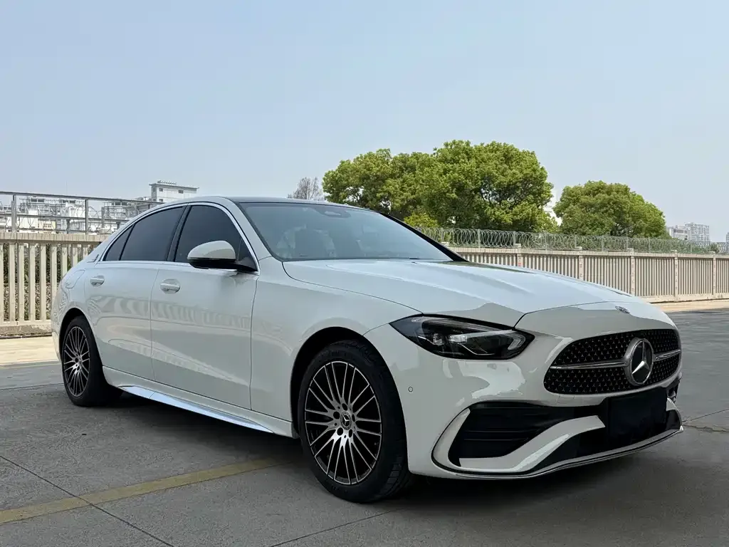 Mercedes-Benz C-Class — фото 10