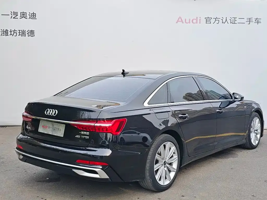 Audi A6L — фото 5