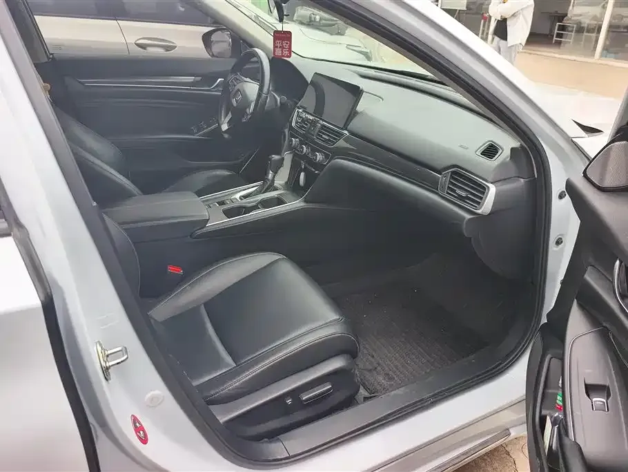 Honda Accord 2021 из CN, фото 4