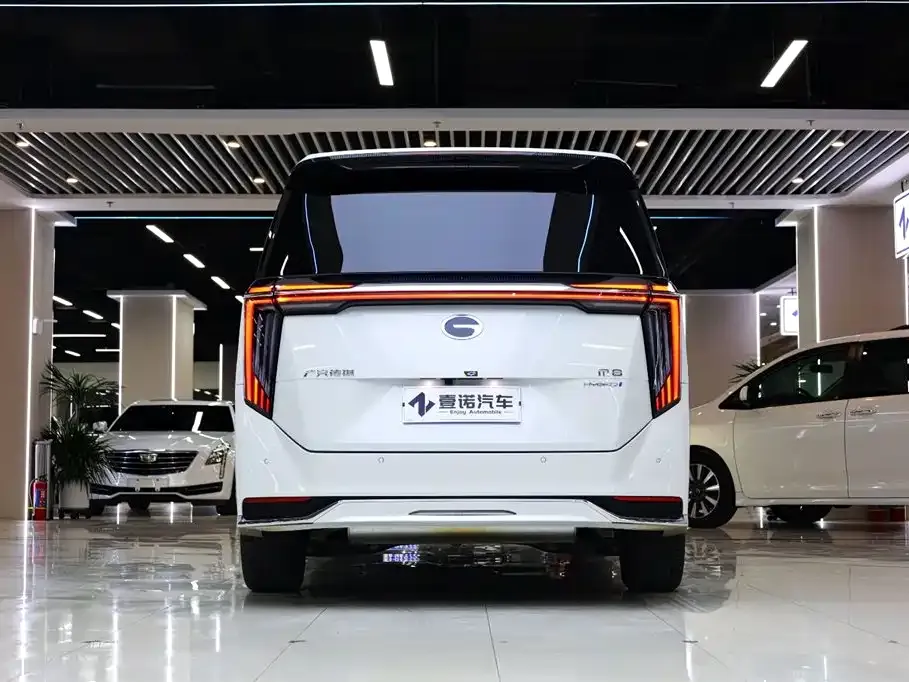 GAC Motor Trumpchi M8 — фото 9