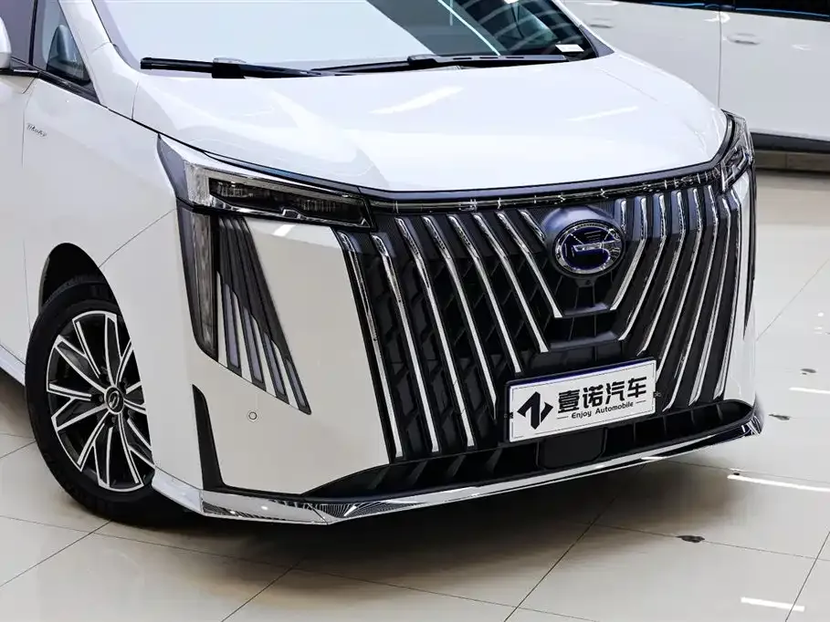 GAC Motor Trumpchi M8 — фото 5