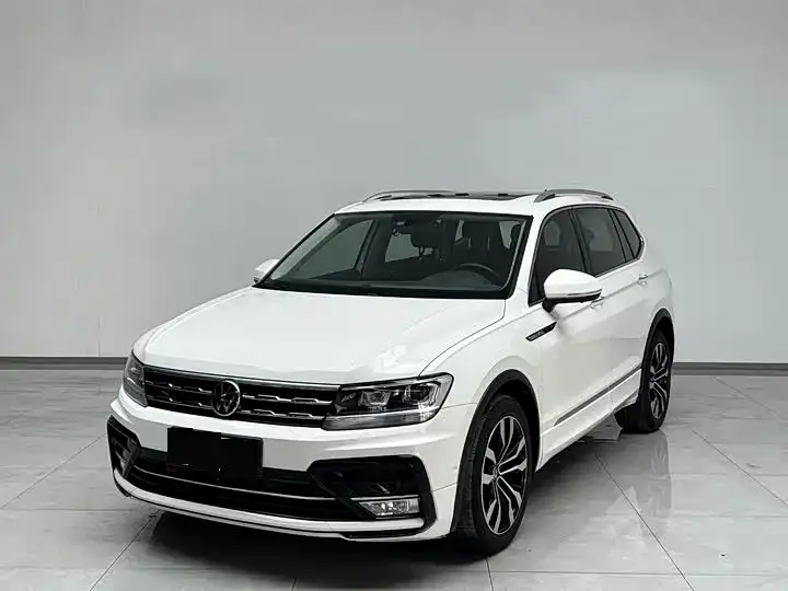 Volkswagen Tiguan L 2021 из CN, фото 1