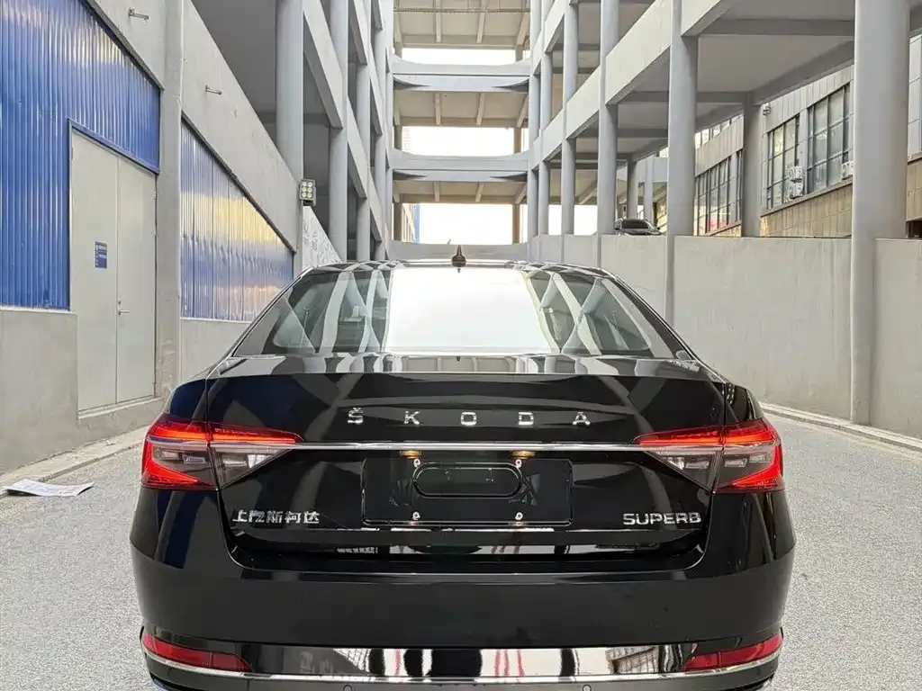 Skoda Superb 2026 из CN, фото 8