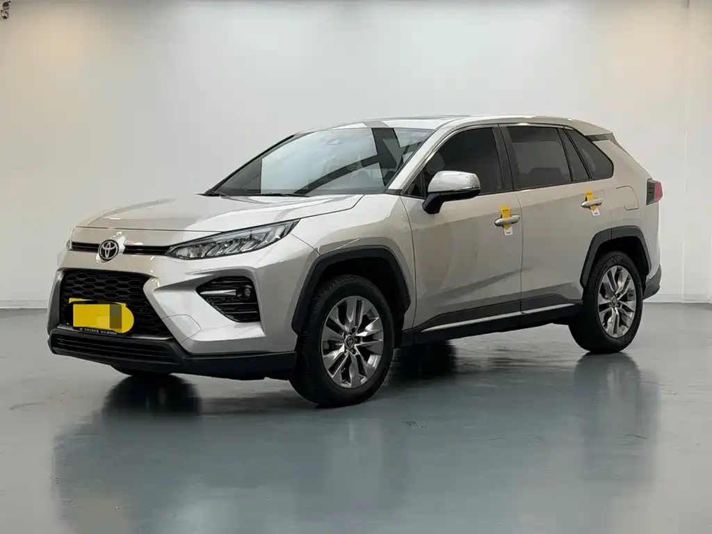 Toyota Wildlander — фото 1