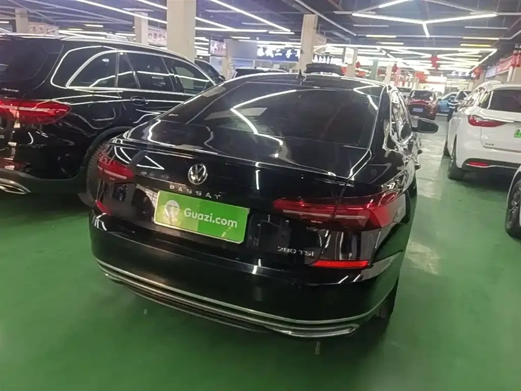 Volkswagen Passat — фото 6