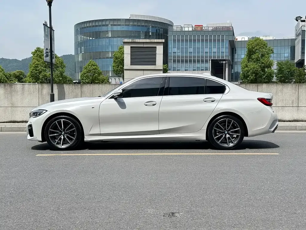 BMW 3 Series — фото 4