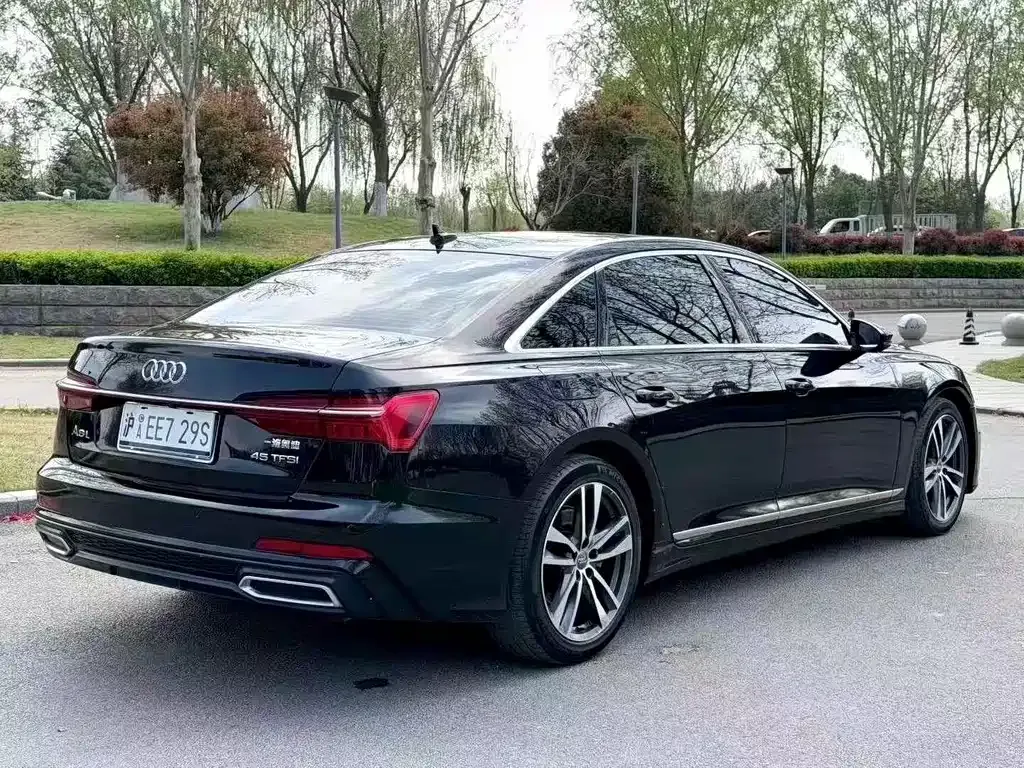 Audi A6L 2021 из CN, фото 8