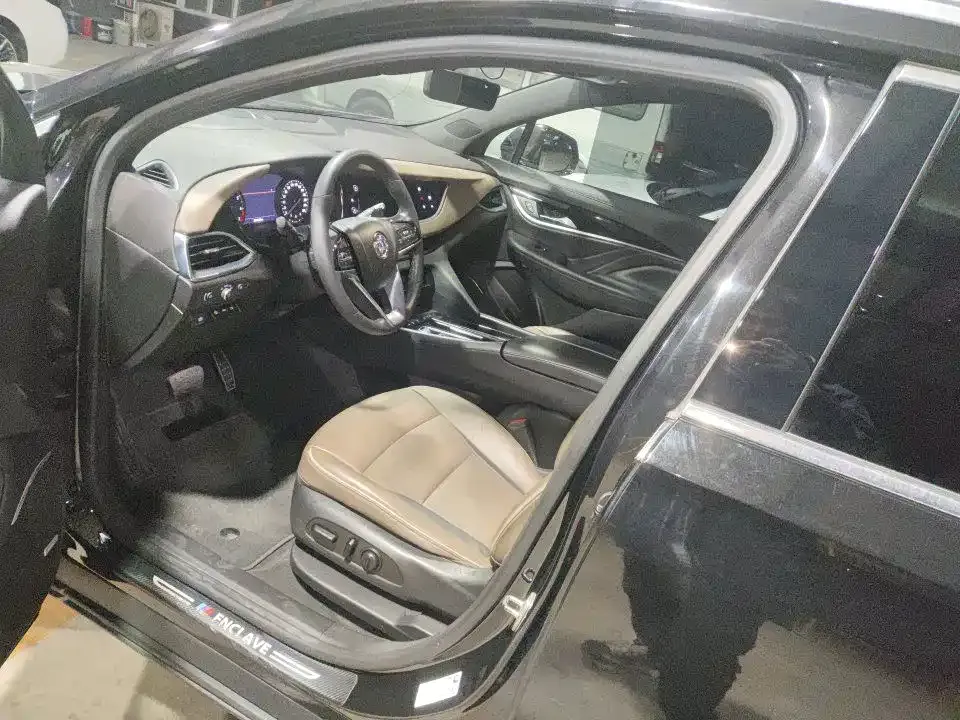 Buick Enclave 2022 из CN, фото 3