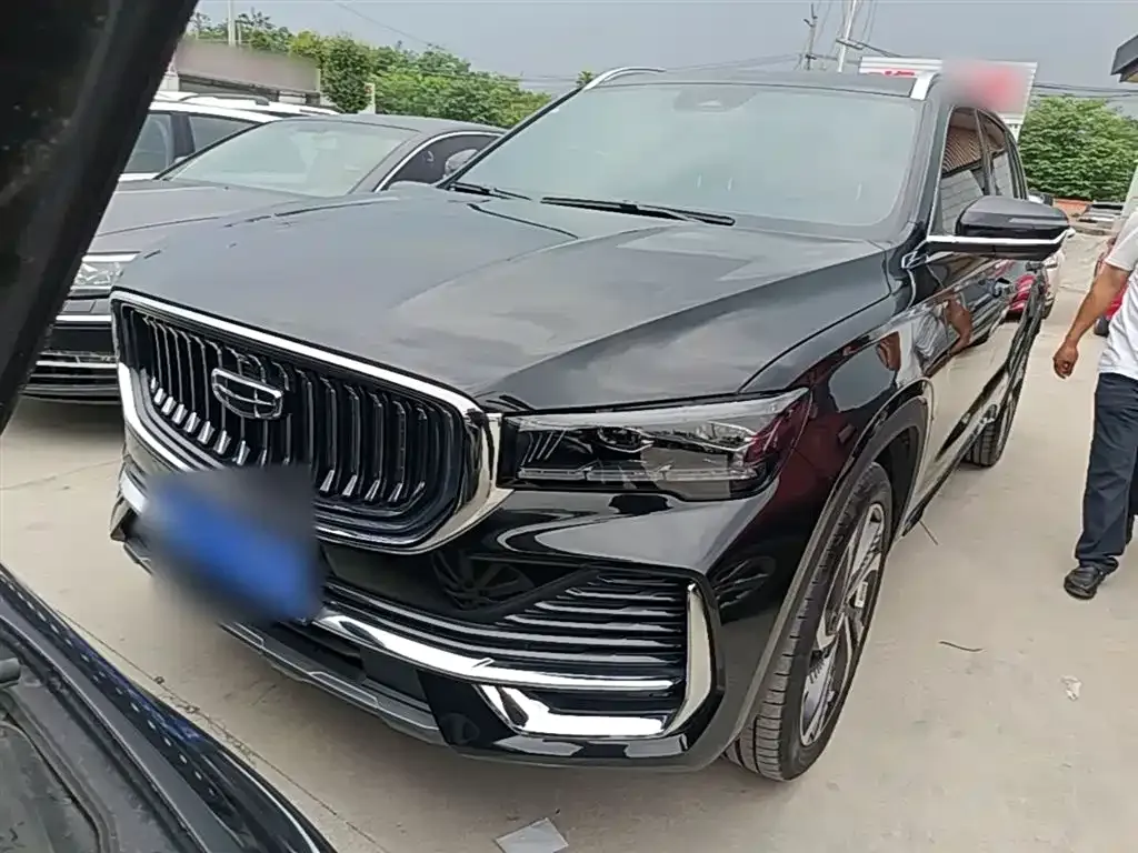 Geely Xingyue L — фото 4