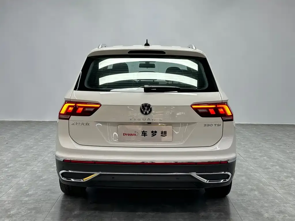 Volkswagen Tiguan L — фото 3