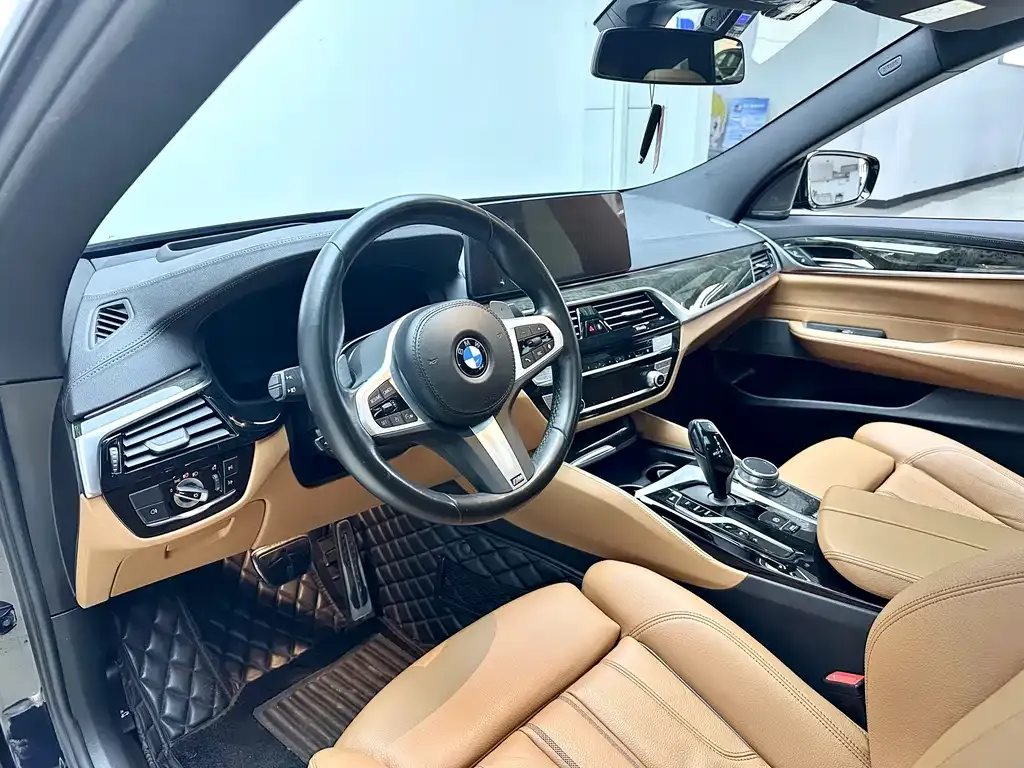 BMW 6 Series GT — фото 9