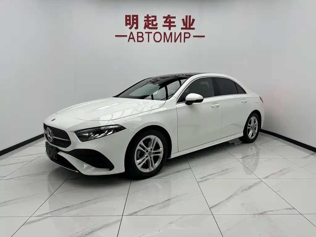 Mercedes-Benz A-Class — фото 1