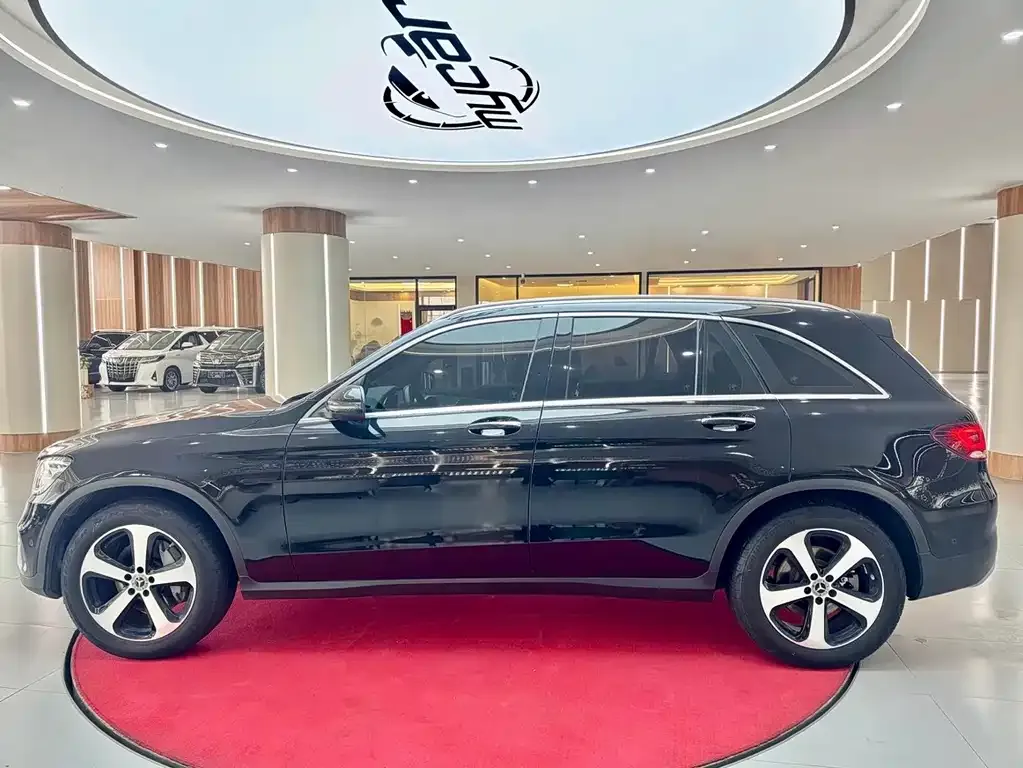 Mercedes-Benz GLC — фото 10