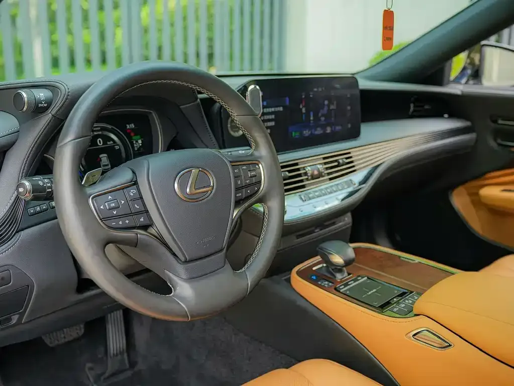 Lexus LS 2022 из CN, фото 2