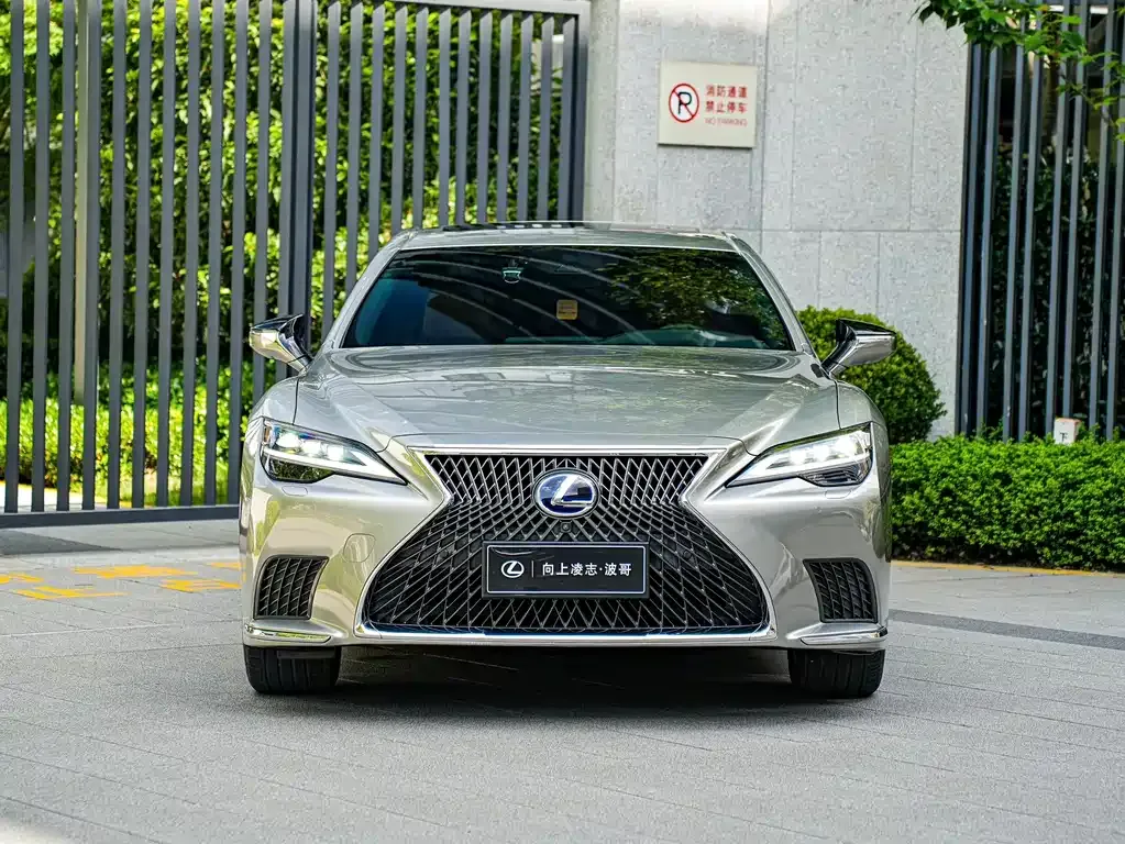 Lexus LS 2022 из CN, фото 3