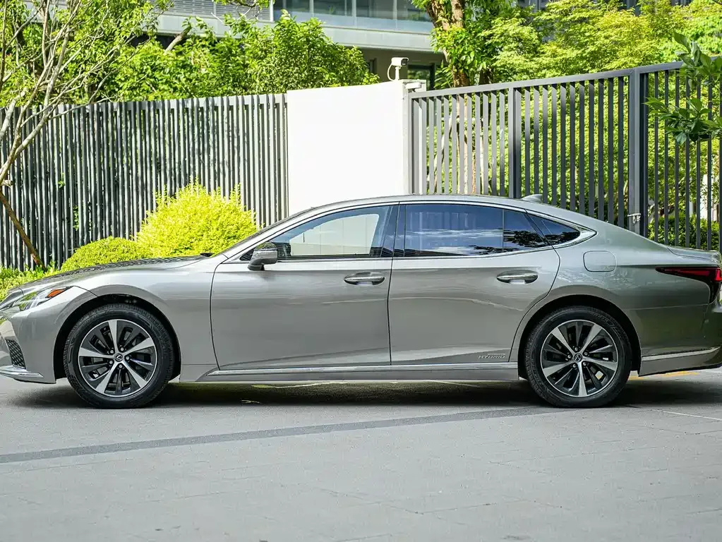 Lexus LS 2022 из CN, фото 4