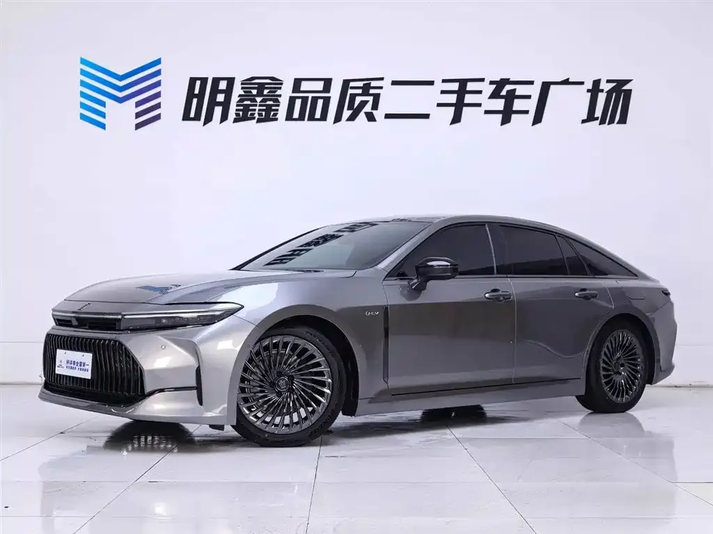 Toyota Crown (Import) 2025 из CN, фото 8