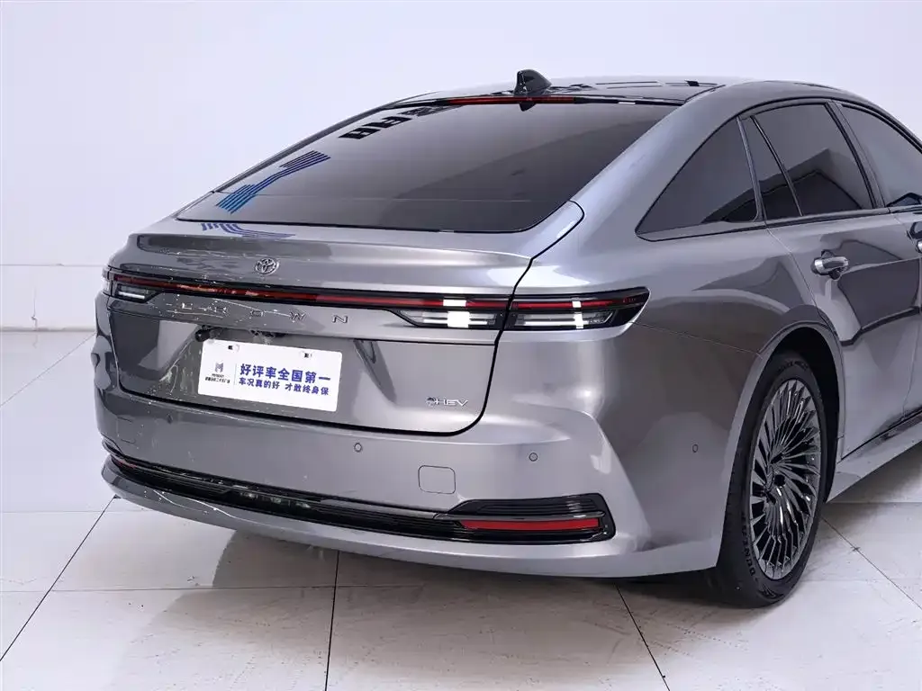 Toyota Crown (Import) 2025 из CN, фото 7