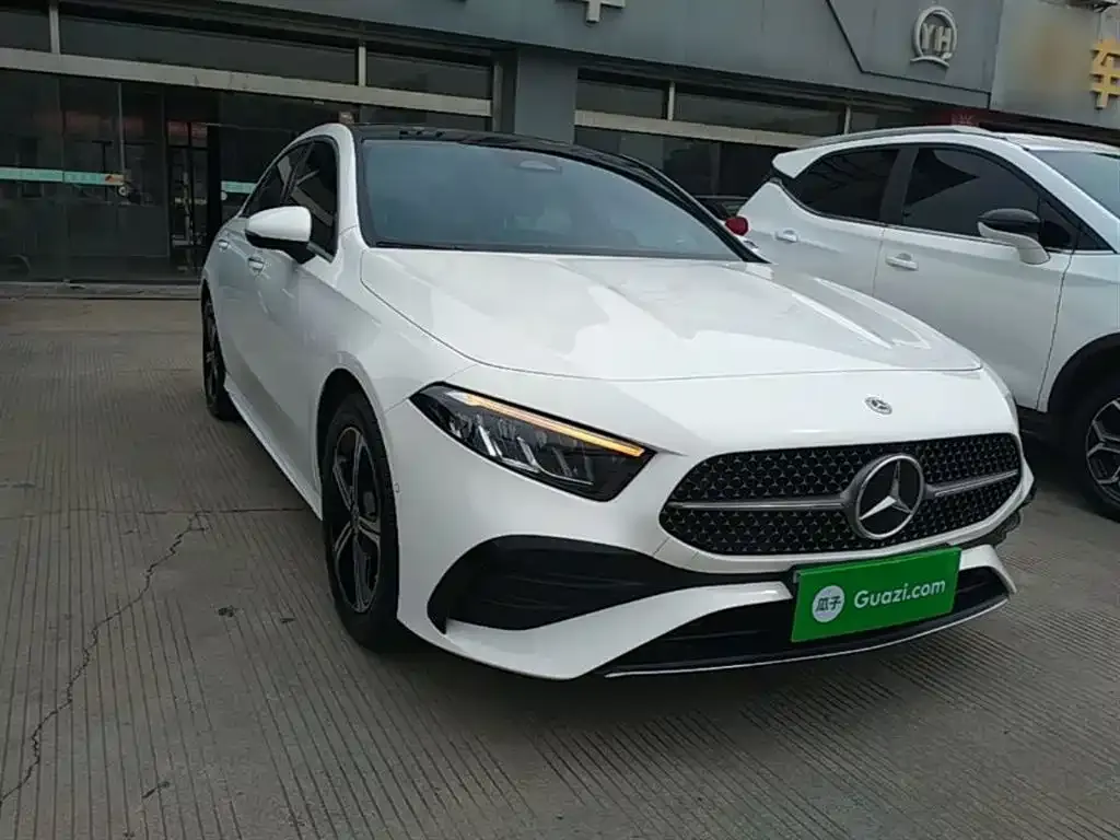 Mercedes-Benz A-Class 2024 из CN, фото 2