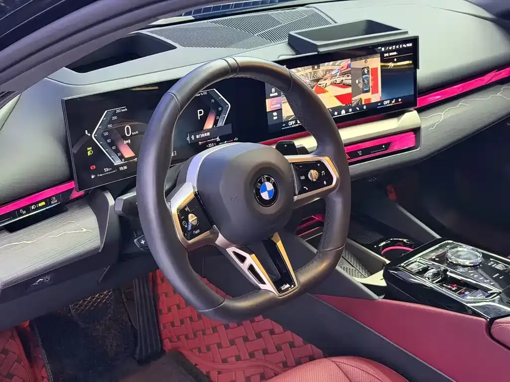 BMW 5 Series — фото 9