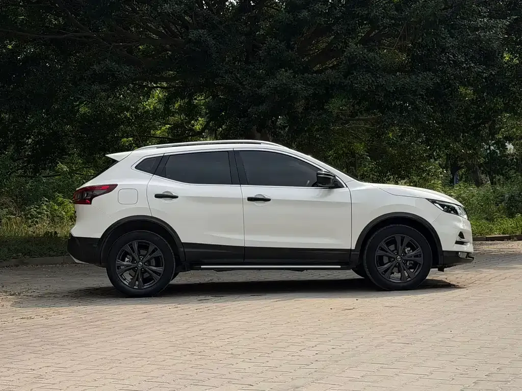 Nissan Qashqai 2023 из CN, фото 8